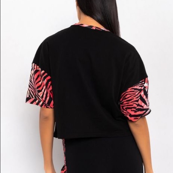 PUMA ZEBRA SLEEVE BOYFRIEND CROP TEE - Picture 2 of 5